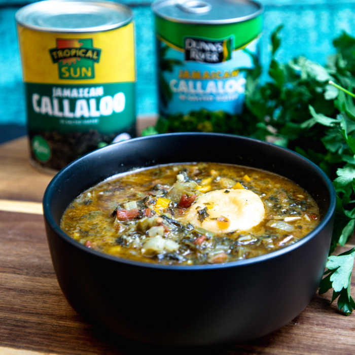 Calllaloo Soup mit Dumplings