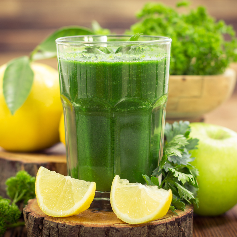 Green Smoothie mit Kokoswasser