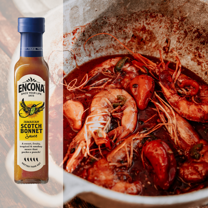 Jamaikanische Scotch Bonnet Sauce perfekt für Pepper Shrimp, zubereitet im Dutch Pot