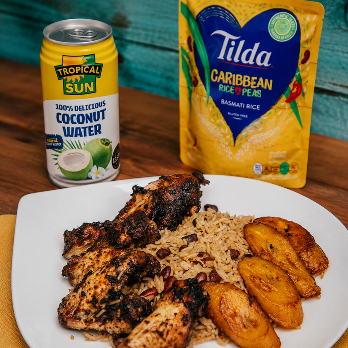 Jerk Chicken & Rice and Peas Bundle + gratis Drinks